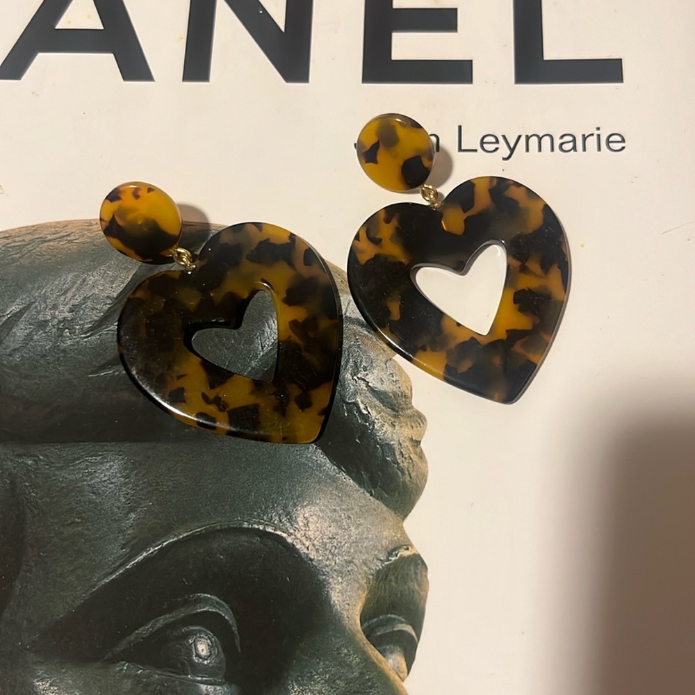 J Crew heart-shaped tortoise drop earrings